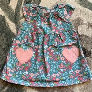 Adorable dress size 0-3 months